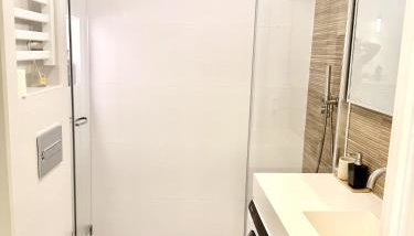 Apt. La Milla de Oro – Barrio Salamanca. Temporal - Foto 4, Shower