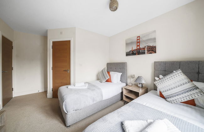 London Heathrow Living Holywell Serviced Houses - Photo 7