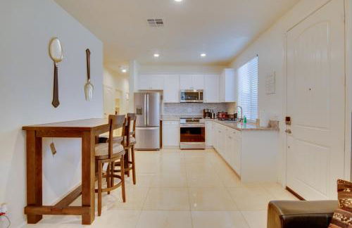 1 Mi to Heritage Lake Park Duplex with Patio! - Foto 2