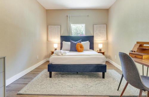 9 Mi to Downtown Home with Deck in San Antonio - Foto 11