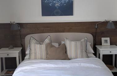 Saltwater Lodge - Air Conditioned 75yrd to the sea - Photo 15