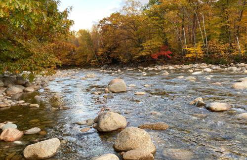 Loon Mountain Retreat with Pool and Hot Tub - Foto 29