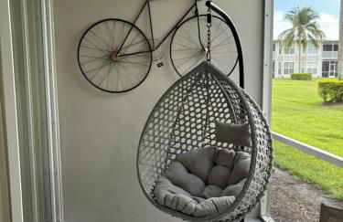 GreenLinks Luxury Villa at Lely Resort Golf - 3 Bedrooms - Photo 10