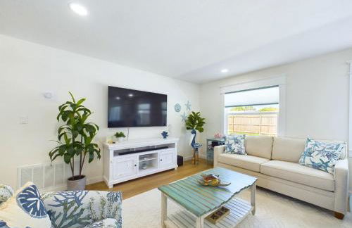 Island Oasis with Heated Pool Private Tiki Bar! - Foto 21