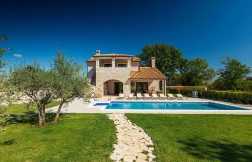 Villa Campi for 10 persons near Pula with large garden, private golf and tennis court, kids playground & wellness area - Foto 36
