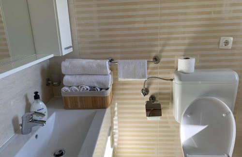 Beachfront Apartment Live - Photo 48