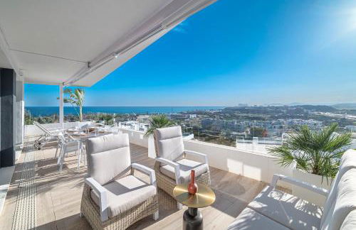 One80 Residences New corner Apartment with amazing sea view to Gibraltar & Africa - Photo 16