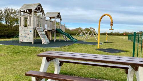 BAYVIEW self-catering coastal bungalow in rural West Wight - Foto 4