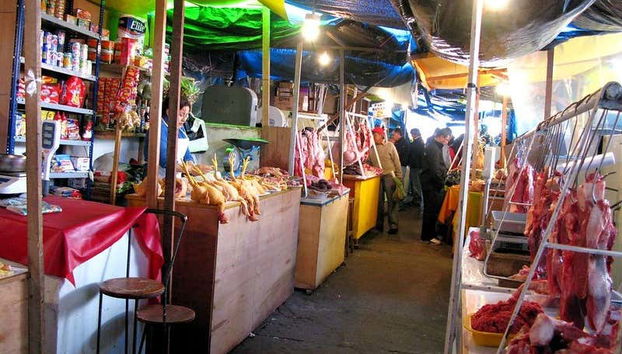 Mercadillo de alimentos en Tacna