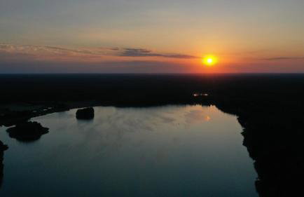 Domek wypoczynkowy w lesie nad jeziorem - Foto 22