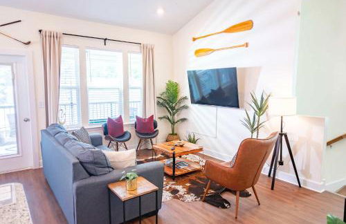 The Champion's Suite Newly Built Upscale Central - Photo 29