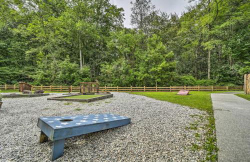 Sapphire Valley Condo with Pool and Lake Beach Access! - Foto 28