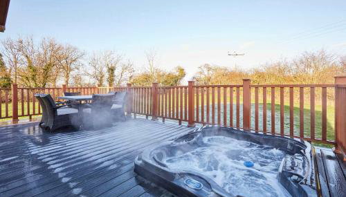 Hidden Gem Lodge with Hot Tub - Foto 1