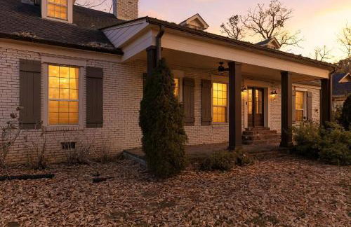 The Given House - Modern Midtown Stay - Foto 30