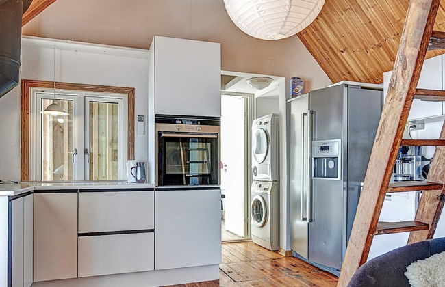 Sunlit Holiday Home in Bornholm near Sea - Photo 5