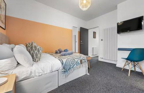 Aylesbury House 3 En-suite Bedrooms Parking Pets - Photo 38