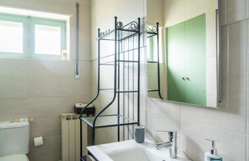 House with pool and garden in Esmoriz near Porto - Foto 70