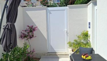 Tiki Studio - Foto 2