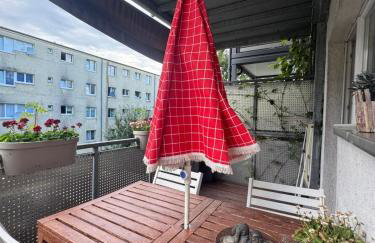 Holiday Home Cologne with Balkon - near KölnMesse - temporary living- - Foto 11