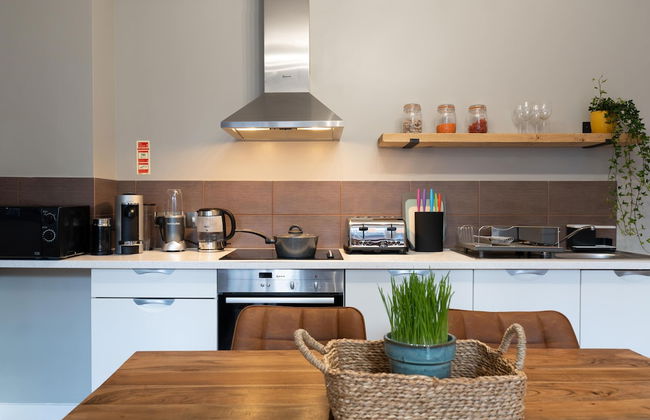 High Street Town House - Photo 34