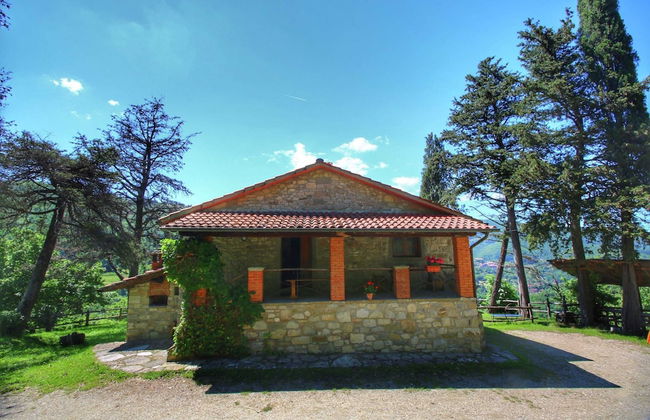 Alluring Farmhouse in Ortignano With Swimming Pool - Foto 44