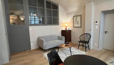 Lucas II Appartement 35 m2 Hôtel Particulier XVII ieme siècle Centre Historique Clermont-Ferrand cathédrale - Foto 4