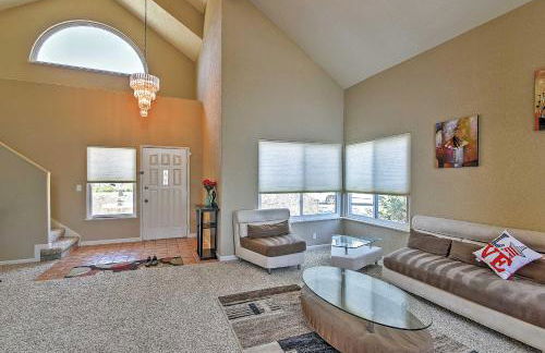 Waterfront Discovery Bay Home Outdoor Bar and Dock - Foto 4