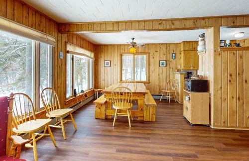 Timberlane Lodge- The Musky, Bluegill & Walleye - Foto 5