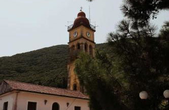 Mponanos' Family House - Photo 17