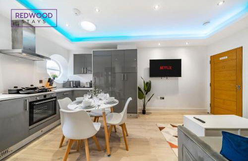 1 Bed 1 Bath, Modern Town Center Apartment, Netflix By Redwood Stays - Foto 10