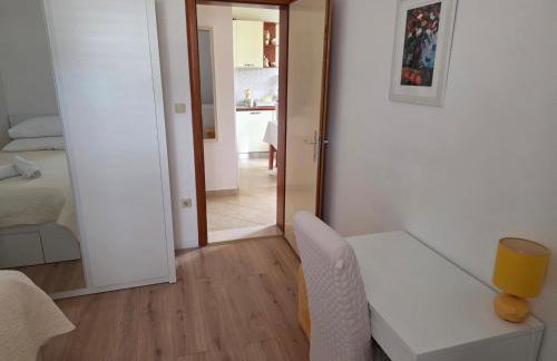Apartman Sofia za 3 s parking blizu centra - Photo 13