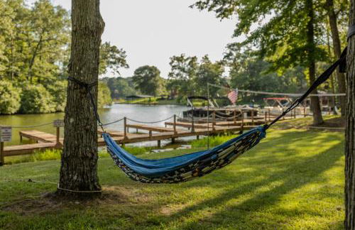 Cozy Lakeside Escape near Hot Springs - Foto 21