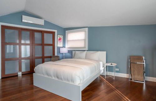 3-Story Townhome Free Parking Private Patio Washer-Dryer - Foto 19