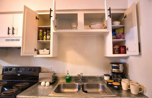 Chic & Cozy 2 bedroom - 1 bathroom - RATED BEST - Foto 9