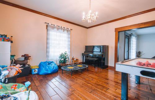 Downtown Escape Great for large families & groups - Foto 28