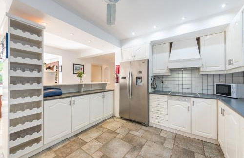 Summer Villa Pasiphae Private Pool - BBQ -Beach 2min - Foto 26