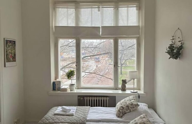 2ndhomes Charming 2BR Home w Balcony - Foto 25