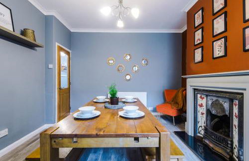 Spacious Modern Chester Home - Great Location - Photo 65