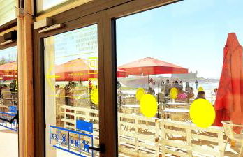 Yellow House - Photo 76