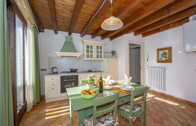 Mimosa in Hilly Area - Foto 6