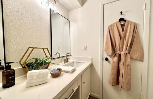 King Bed Suite in Conroe , Garage Available - Foto 4