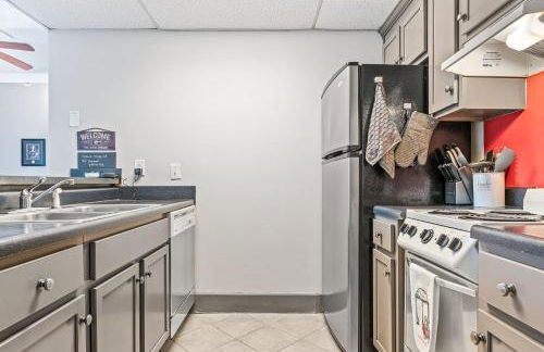 Home is Where the Arch is - Across from UGA - Photo 22