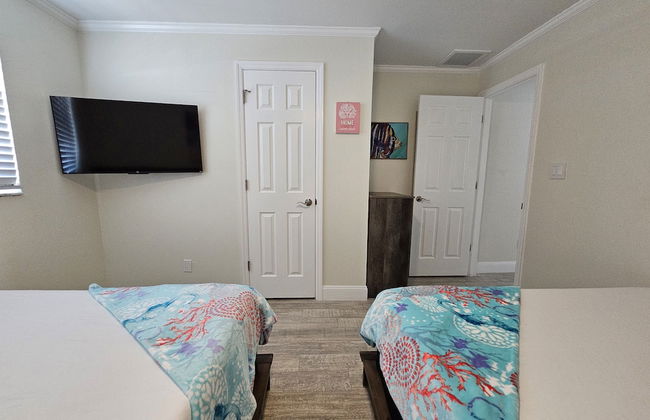 Coral by the Sea 3054, Sleeps 8, Walk to Beach - Photo 10