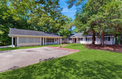 Deck and Private Dock! Waccamaw River Retreat - Photo 24