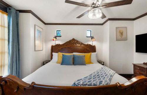 Castle Stay by Gathering Place Hot Tub & Fire Pit - Foto 66