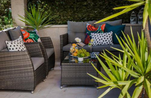 Niko's Charming Apartment with FREE parking - Foto 30