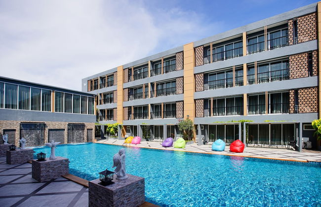 Golden Sea Hua Hin - Photo 1