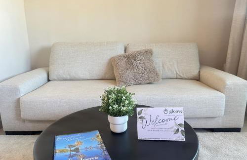 Estudio de diseño con piscina by Gloove - Foto 2