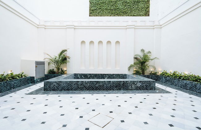 Luxurious Apartment with Patio and Pool - Foto 21