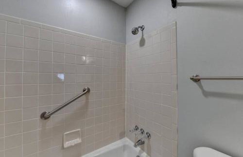 Walk to Avalon or Downtown 3 - Foto 21